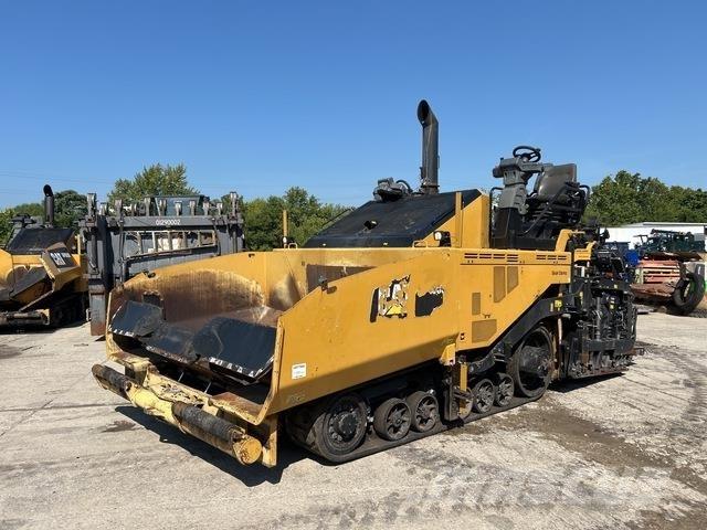 CAT AP1055F Asfaltadoras