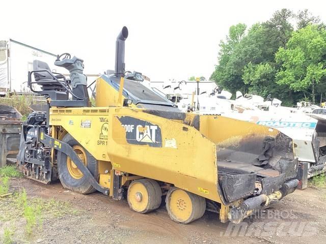 CAT AP600F Asfaltadoras