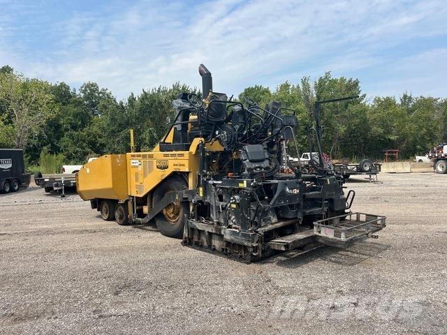 CAT AP600F Asfaltadoras