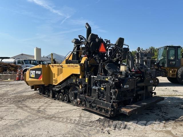 CAT AP655F Asfaltadoras