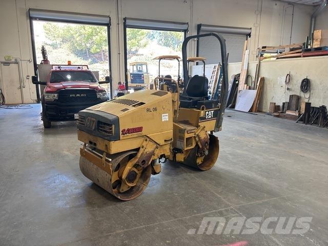 CAT CB-214C Rodillos de doble tambor