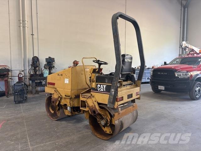 CAT CB-214C Rodillos de doble tambor