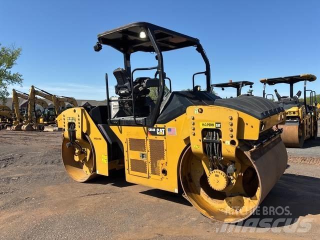 CAT CB-54B Rodillos de doble tambor