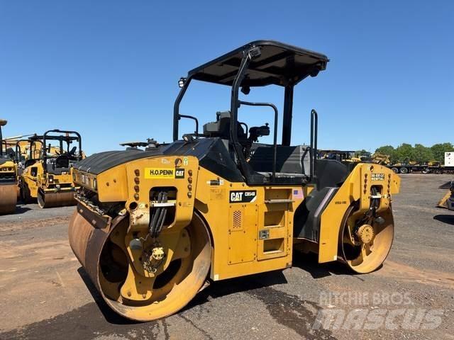 CAT CB-54B Rodillos de doble tambor