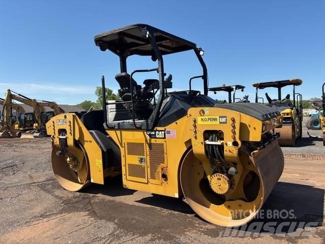CAT CB-54B Rodillos de doble tambor