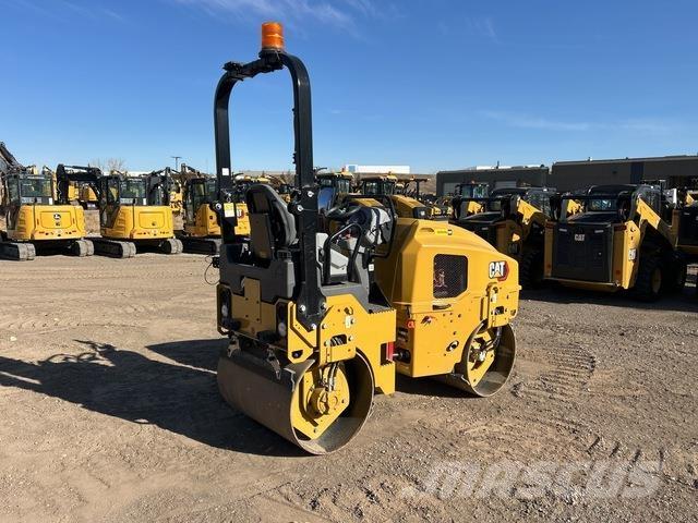 CAT CB2.5 Rodillos de doble tambor