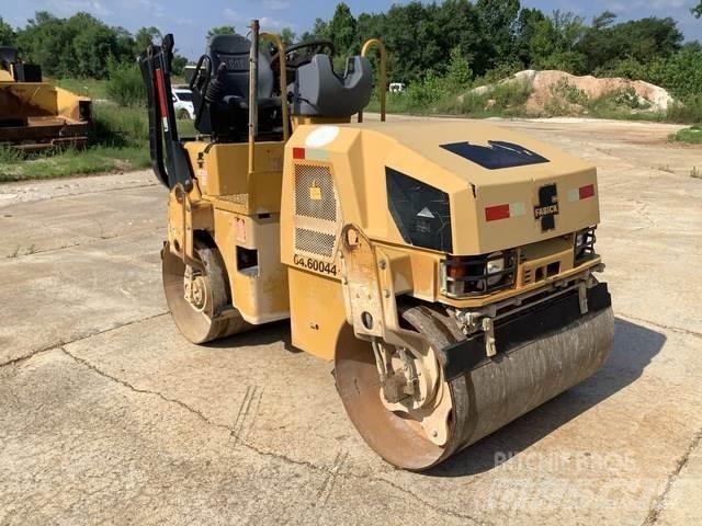 CAT CB24 Rodillos de doble tambor