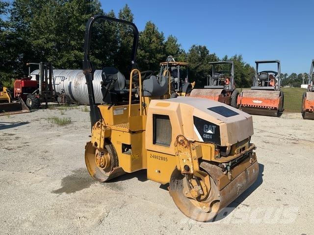 CAT CB24 Rodillos de doble tambor