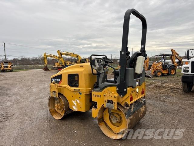 CAT CB24B Rodillos de doble tambor