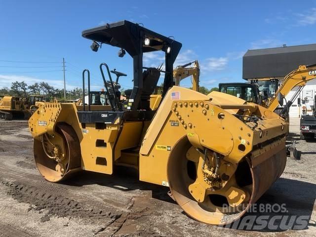 CAT CB64 Rodillos de doble tambor
