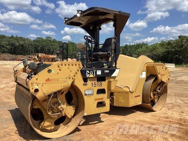 CAT CB64 Rodillos de doble tambor