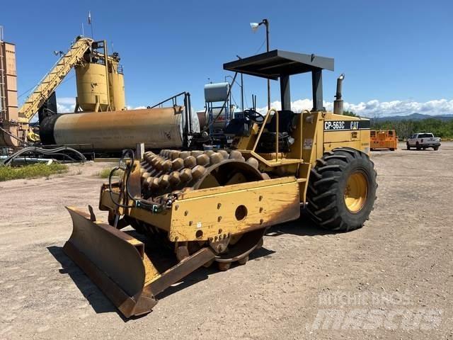 CAT CP-563C Rodillos de un solo tambor