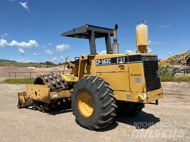 CAT CP-563C Rodillos de un solo tambor