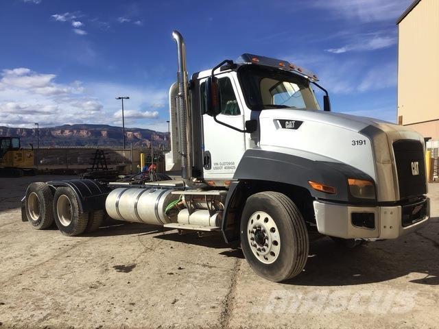 CAT CT660 Cabezas tractoras