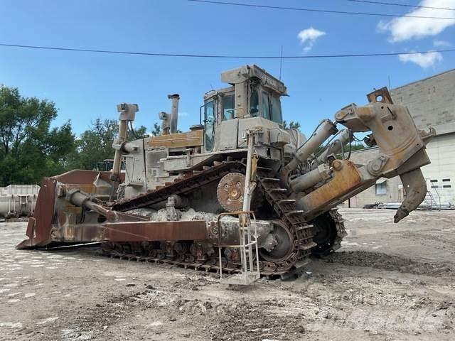 CAT D10R Buldozer sobre oruga