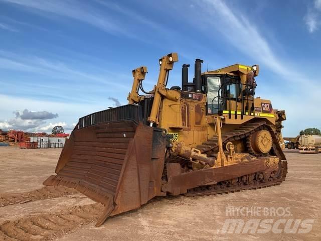 CAT D10T Buldozer sobre oruga
