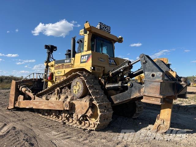 CAT D10T Buldozer sobre oruga