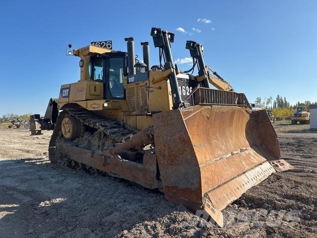 CAT D10T Buldozer sobre oruga