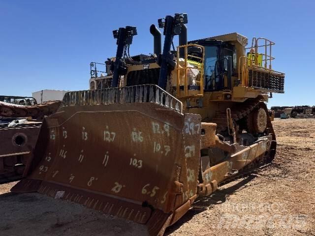 CAT D10T2 Buldozer sobre oruga