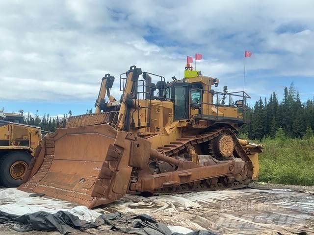 CAT D11T Buldozer sobre oruga