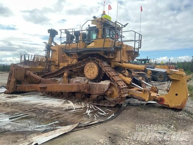 CAT D11T Buldozer sobre oruga