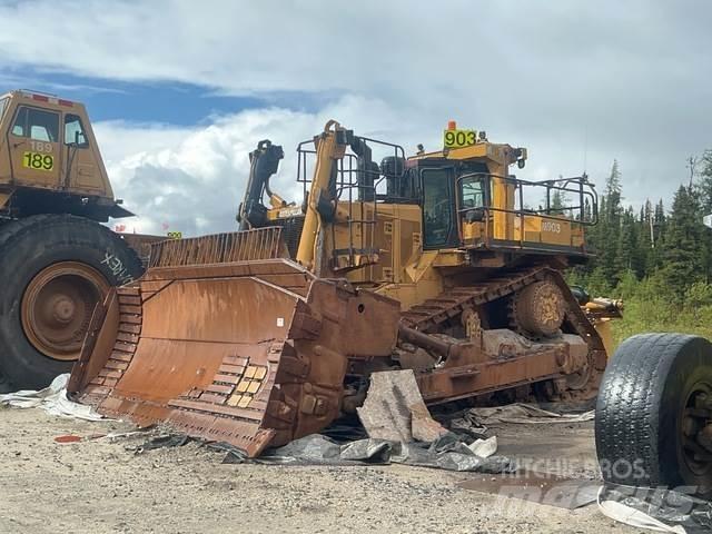 CAT D11T Buldozer sobre oruga
