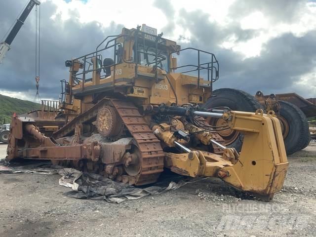 CAT D11T Buldozer sobre oruga