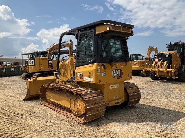 CAT D3 Buldozer sobre oruga