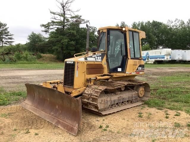 CAT D3G LGP Buldozer sobre oruga