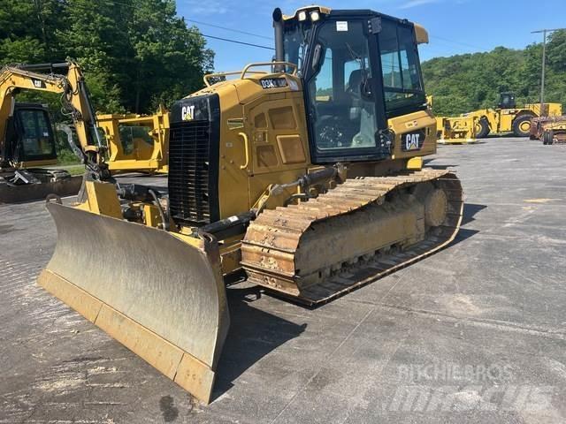 CAT D3K2 LGP Buldozer sobre oruga