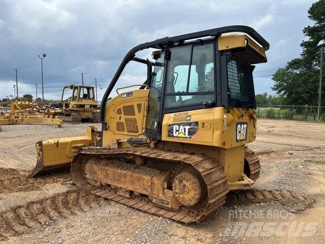 CAT D3K2 LGP Buldozer sobre oruga