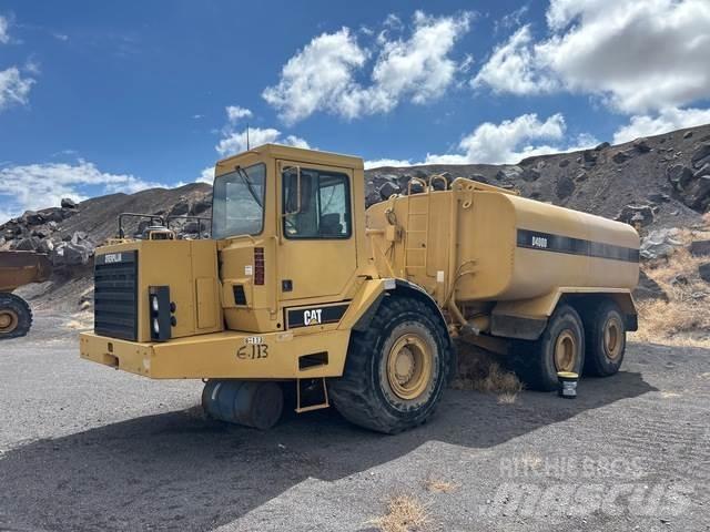CAT D400D Camiones cisterna