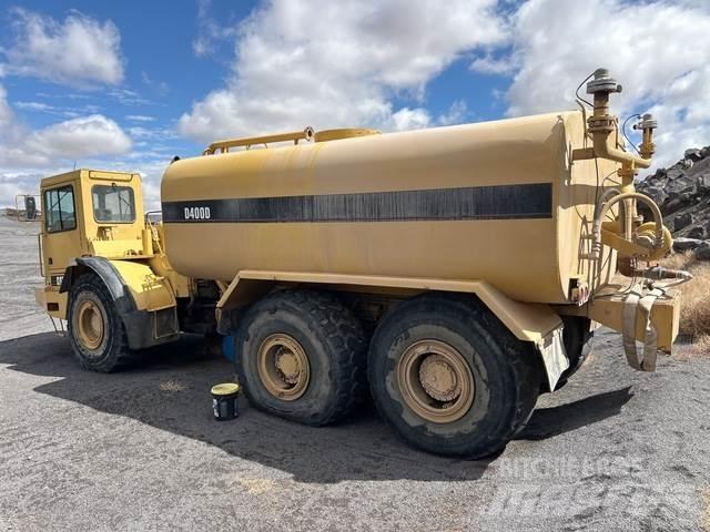 CAT D400D Camiones cisterna