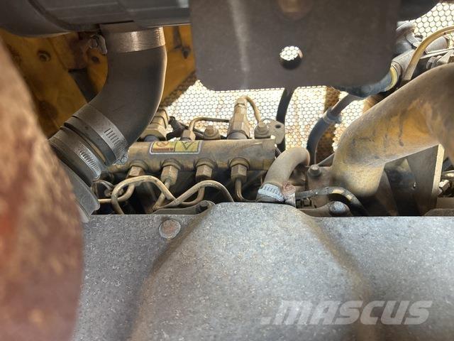 CAT D4K LGP Buldozer sobre oruga