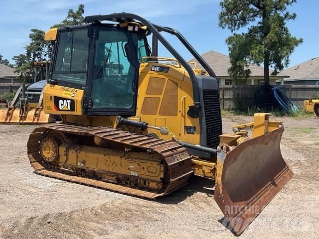 CAT D4K2 LGP Buldozer sobre oruga