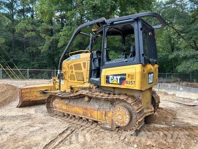 CAT D4K2 XL Buldozer sobre oruga