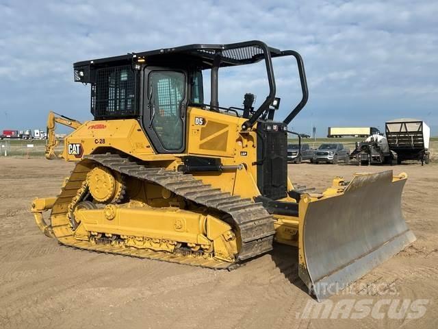 CAT D5 Buldozer sobre oruga