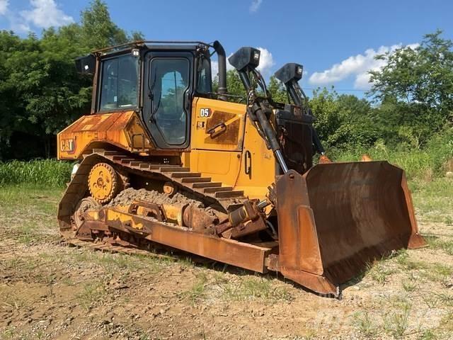 CAT D5 Buldozer sobre oruga