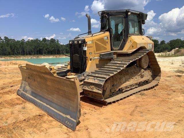 CAT D5 LGP Buldozer sobre oruga