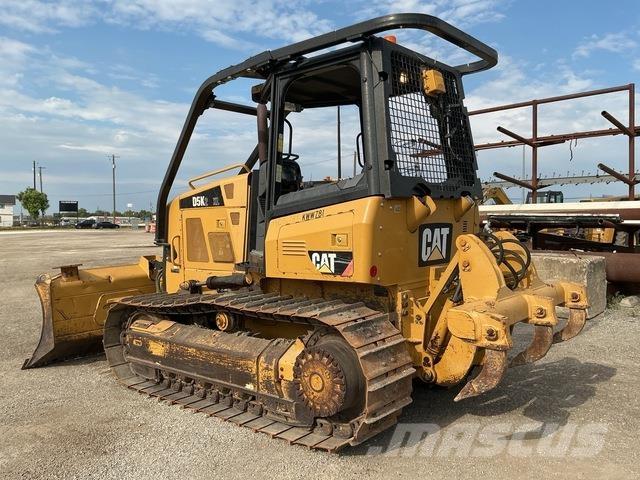 CAT D5K2 XL Buldozer sobre oruga