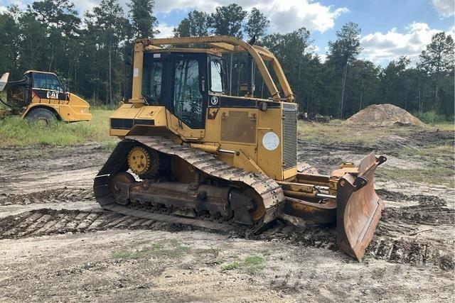 CAT D5M LGP Buldozer sobre oruga