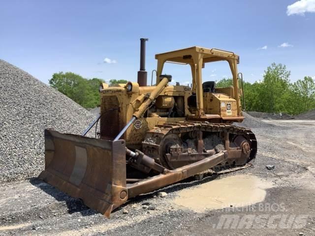 CAT D6D Buldozer sobre oruga