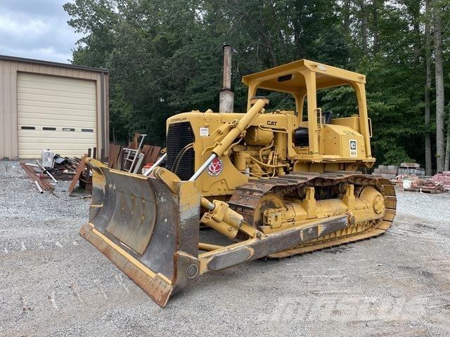 CAT D6D Buldozer sobre oruga