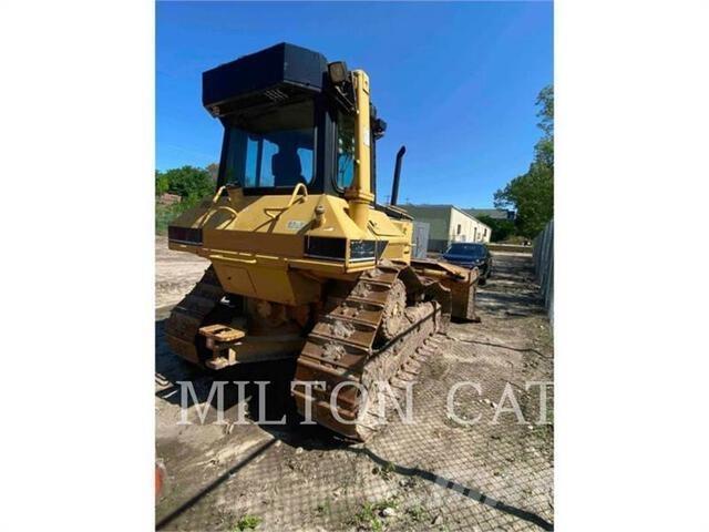CAT D6M XL Buldozer sobre oruga