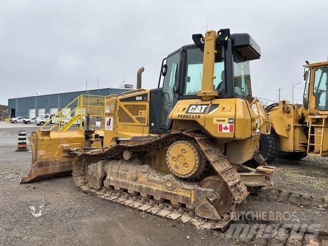CAT D6N Buldozer sobre oruga