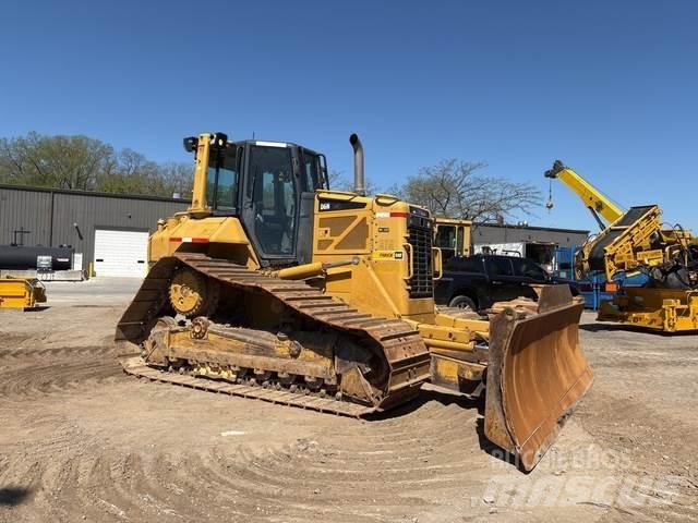 CAT D6N LGP Buldozer sobre oruga