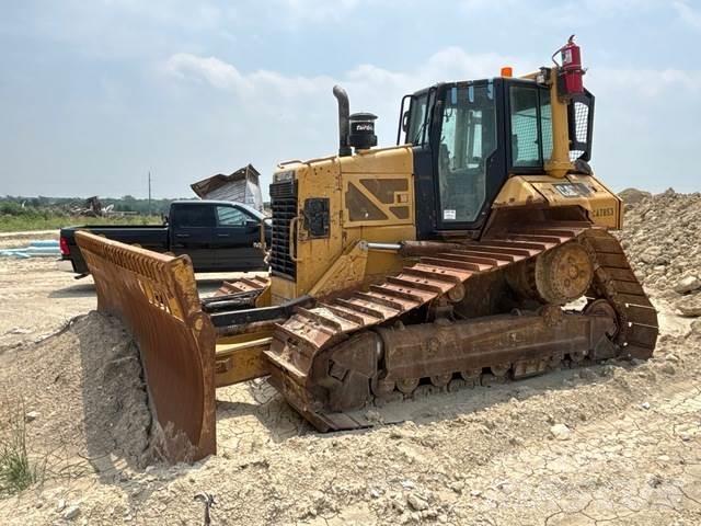 CAT D6N LGP Buldozer sobre oruga