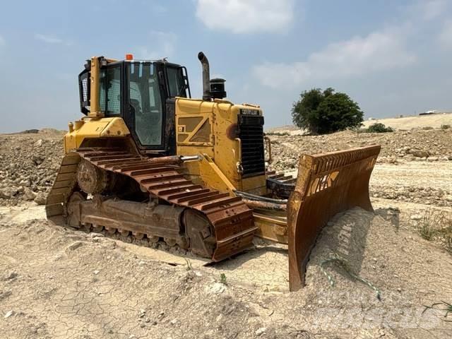 CAT D6N LGP Buldozer sobre oruga