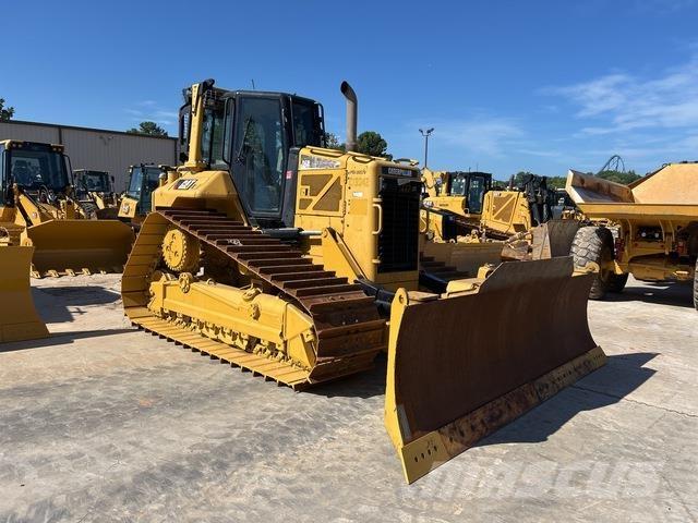 CAT D6N LGP Buldozer sobre oruga