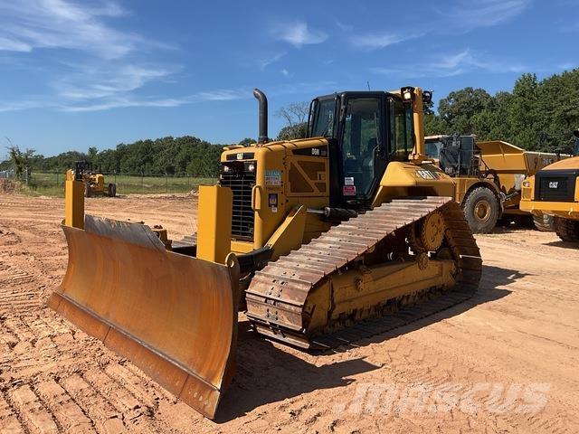 CAT D6N LGP Buldozer sobre oruga